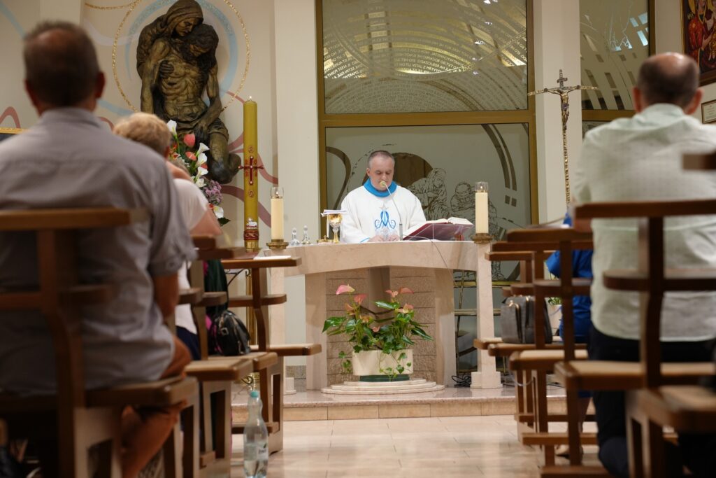 Pielgrzymka Rodzin Dzieci Utraconych w Krakowie-Łagiewnikach